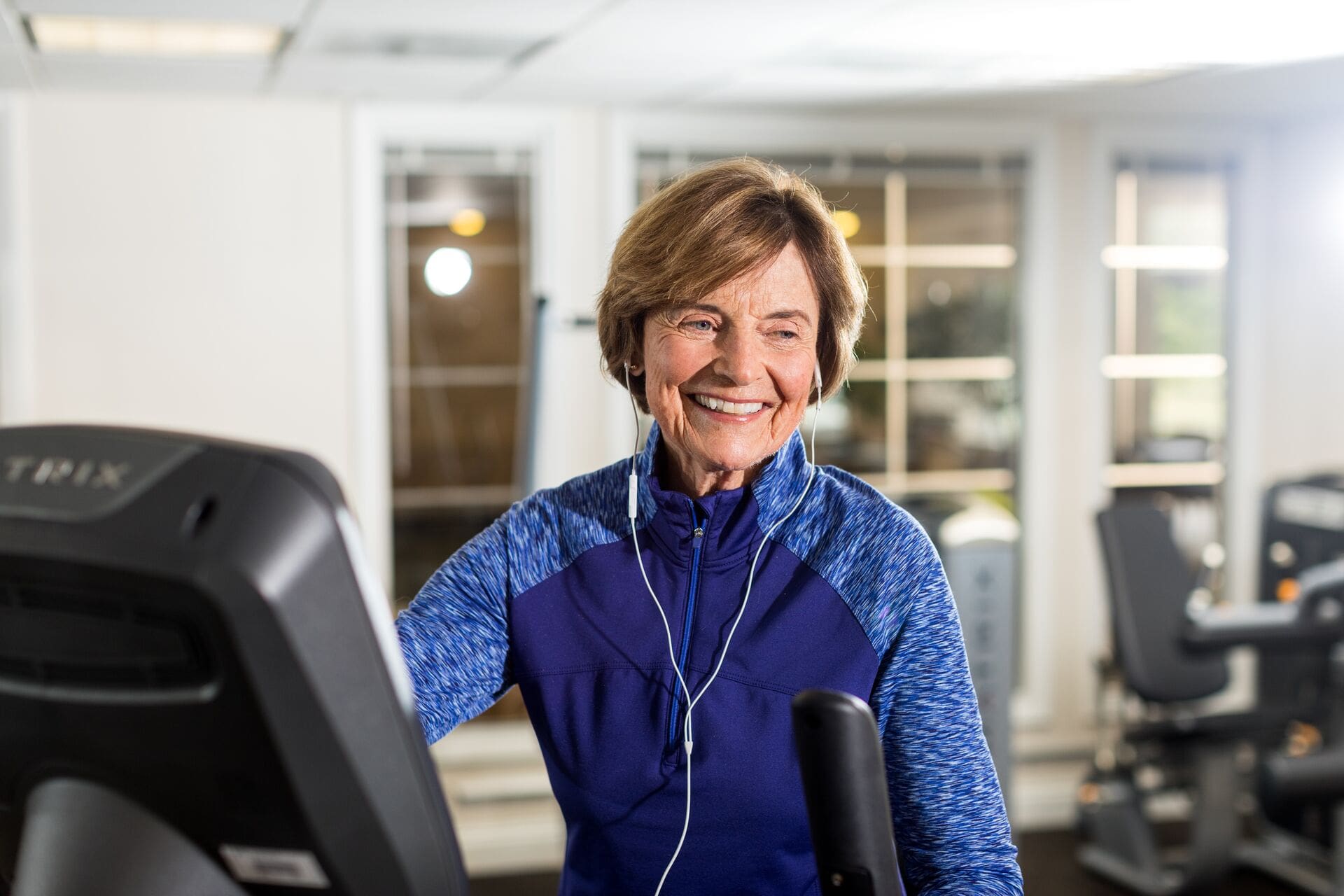 Stoneridge resident on the treadmill